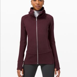 Lululemon Radiant II Jacket size 4 Cassis